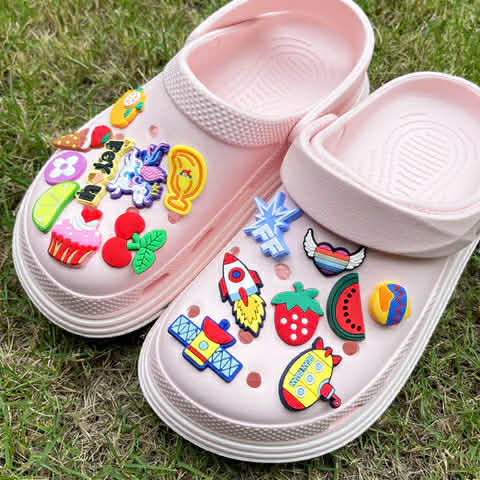croc charms shoes